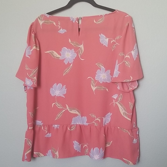 Apt. 9 XXL Girly Romantic Spring floral peplum short sleeve top - Picture 8 of 9